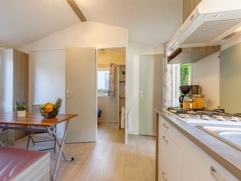 MOBILHOME 4 personnes - Confort 3 Pièces 4 Personnes + TV