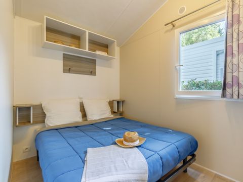 MOBILHOME 4 personnes - Confort 3 Pièces 4 Personnes + TV