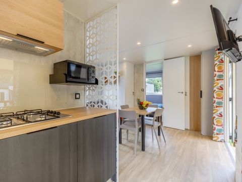 MOBILHOME 4 personnes - Grand Confort 3 Pièces 4 Personnes + TV MOBILHOME 4 personnes - Grand Confort 3 Pièces 4 Personnes + TV
