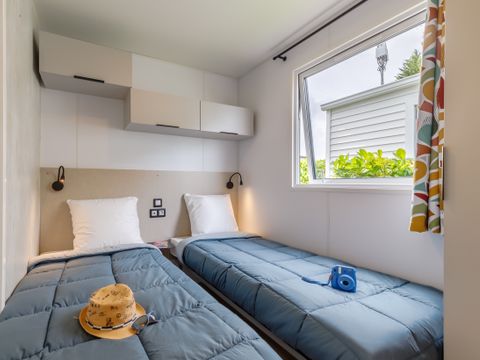 MOBILHOME 4 personnes - Grand Confort 3 Pièces 4 Personnes + TV MOBILHOME 4 personnes - Grand Confort 3 Pièces 4 Personnes + TV