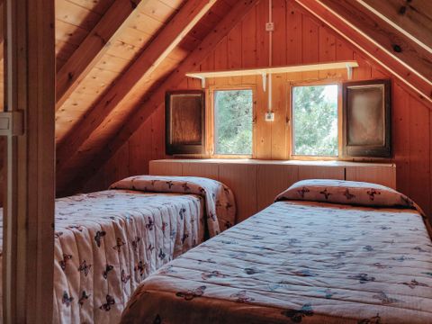 BUNGALOW 6 personnes - Siurana (1 chambre à l'étage)