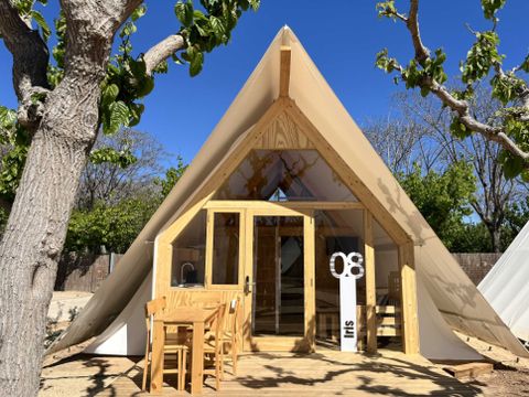 Tente en toile et en bois 4 personnes - Glamping Kentia
