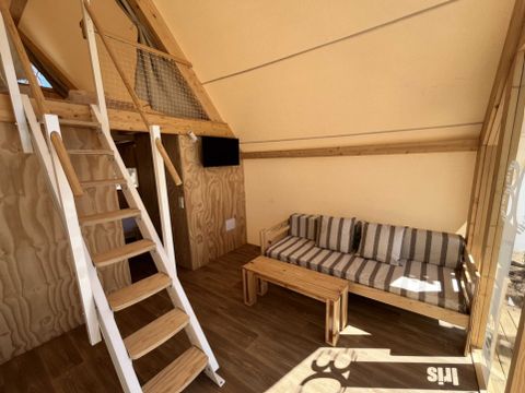 Tente en toile et en bois 4 personnes - Glamping Kentia