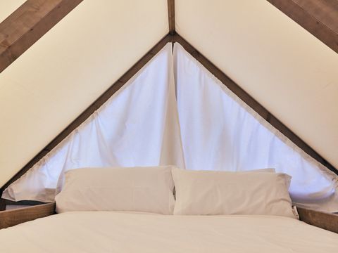 Tente en toile et en bois 2 personnes - Glamping Cabin-Tent Senyoret