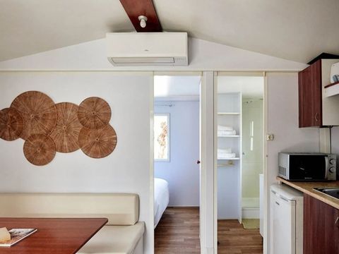 BUNGALOW 2 personnes - Bungalow Banya Essential 2 Chambres 4 Personnes Clim