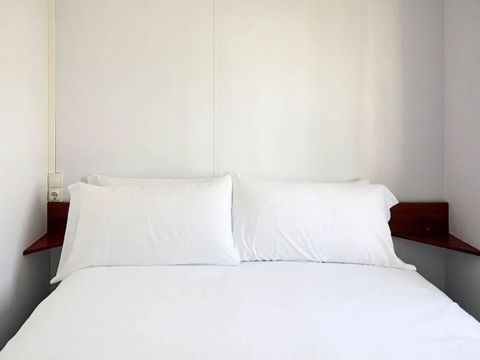 BUNGALOW 4 personnes - Bungalow Banya Essential 2 Chambres 4 Personnes Clim