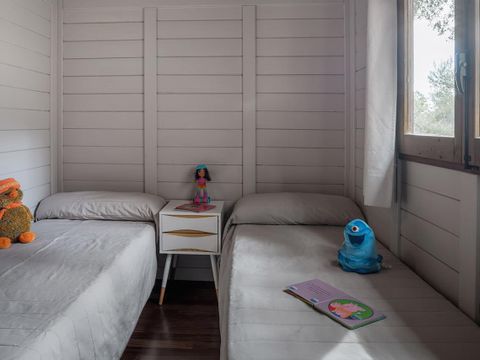 BUNGALOW 5 personnes - 2 chambres