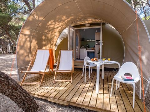 TENTE TOILE ET BOIS 4 personnes - COCO SHOP sans installations sanitaires