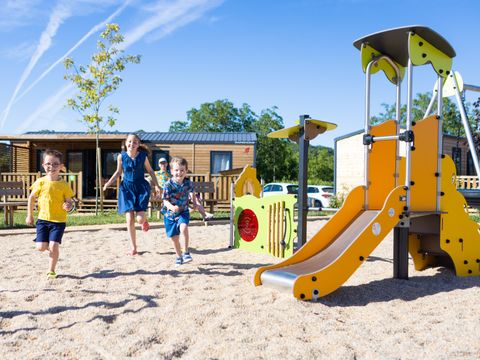 MOBILHOME 6 personnes - Cottage Le P'tit Quercynois (Arrivée Samedi) - 3 chambres - 2 salles de bain