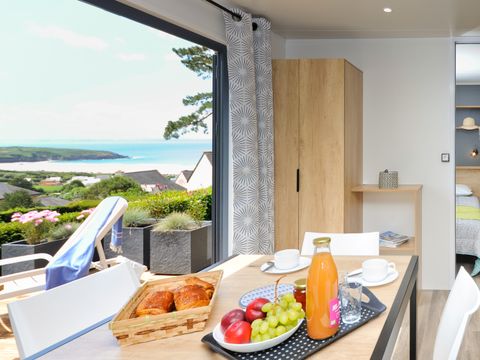 MOBILHOME 6 personnes - R-Home 37m² (3 CH 2 SDB) Terrasse Vue mer