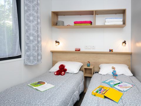 MOBILHOME 6 personnes - R-Home 32m² (3 CH 1 SDB) Terrasse Vue mer