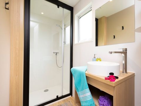 MOBILHOME 4 personnes - Privilège 2ch - TV - 27m²- vue mer