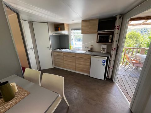 Mobilhome 4 personnes - PRESTIGE - 2 chambres - 27m2