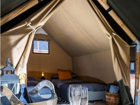 Lodge 4 personnes - CONFORT - AVENTURE - 2 chambres - 4/5pers - 25m2