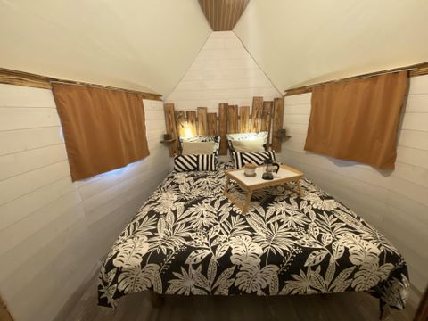 Hébergement 4 personnes - BATEAU DE ROBINSON - 2 chambres - CLIM - 20m2