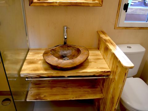 Hébergement 4 personnes - BATEAU DE ROBINSON - 2 chambres - CLIM - 20m2
