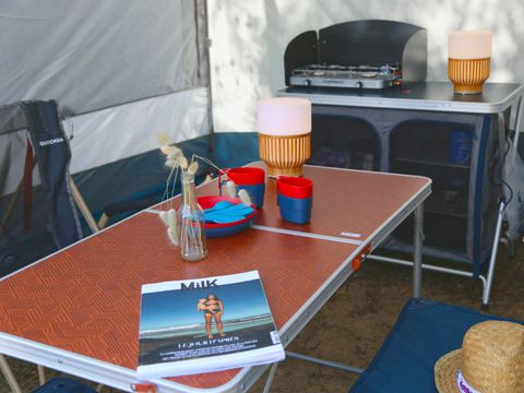 TENTE 6 personnes - TENTE 25 m² sans sanitaires