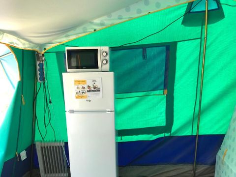 TENTE 6 personnes - TENTE 25 m² sans sanitaires