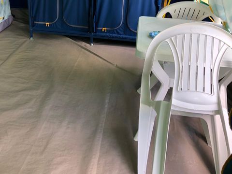 TENTE 6 personnes - TENTE 25 m² sans sanitaires