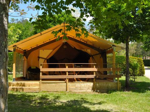 TENTE 5 personnes - Lodge 5 - Arrivée dimanche - Sans sanitaires