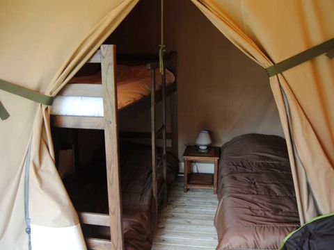 TENTE 5 personnes - Lodge 5 - Arrivée dimanche - Sans sanitaires