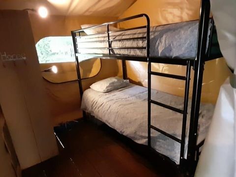 TENTE TOILE ET BOIS 4 personnes - BALI avec Sanitaires