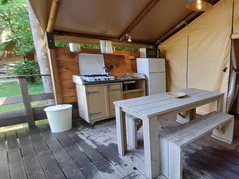 TENTE TOILE ET BOIS 4 personnes - BALI avec Sanitaires