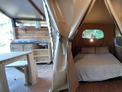 TENTE TOILE ET BOIS 4 personnes - BALI avec Sanitaires