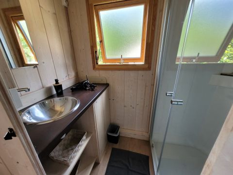 HÉBERGEMENT INSOLITE 5 personnes - Premium - Cabane lodge Africa 2 chambres - avec sanitaire 