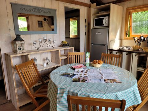 HÉBERGEMENT INSOLITE 5 personnes - Premium - Cabane lodge Africa 2 chambres - avec sanitaire 