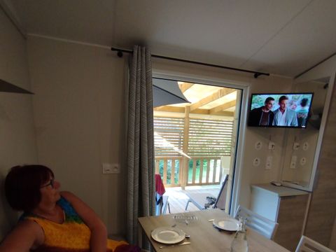 MOBILHOME 4 personnes - Confort 2 chambres - 30m² - Climatisation + TV