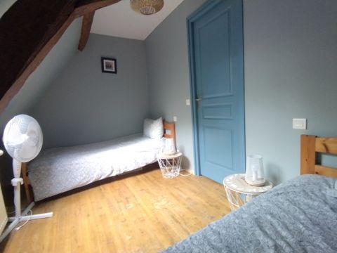 GÎTE 6 personnes - TOURNESOL - 3 chambres - 80m² -