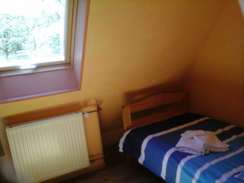 GÎTE 6 personnes - TOURNESOL - 3 chambres - 80m² -