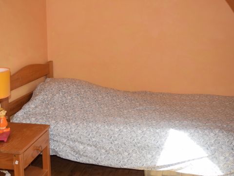 GÎTE 6 personnes - TOURNESOL - 3 chambres - 80m² -