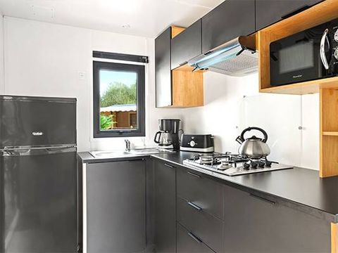 BUNGALOW 4 personnes - Mobil-home | Ultimate | 2 Ch. | 4 Pers. | Terrasse simple | Clim. | TV BUNGALOW 4 personnes - Mobil-home | Ultimate | 2 Ch. | 4 Pers. | Terrasse simple | Clim. | TV