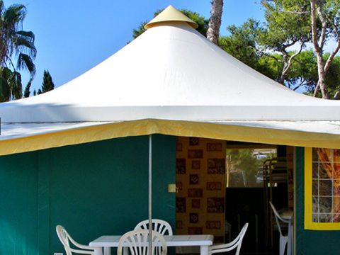 BUNGALOW TOILÉ 5 personnes - PAGAN