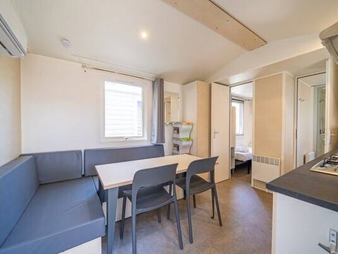 BUNGALOW 4 personnes - Mobil-home | Comfort | 2 Ch. | 4 Pers. | Terrasse surélevée | Clim.