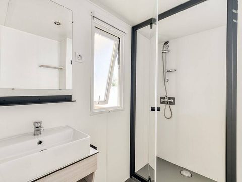 Mobilhome 4 personnes - Mobil-home | Premium | 2 Ch. | 4 Pers. | Terrasse surélevée | Clim. | TV