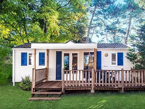 Mobilhome 4 personnes - Classic | 2 Ch. | 4 Pers. | Terrasse surélevée | 1 SDB
