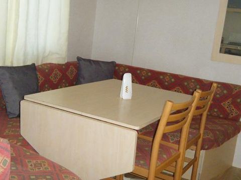 Mobilhome 4 personnes - Mobil home Cosy - Avanti - 2 Chambres - Capacité Max : 4 Adultes + 2 Enfants