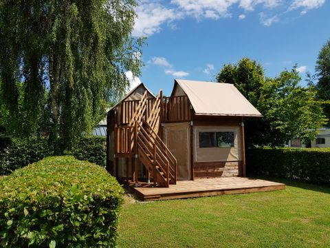 Insolite 4 personnes - Cabatente meublée avec cuisine et sanitaires 29m² - 2 chambres