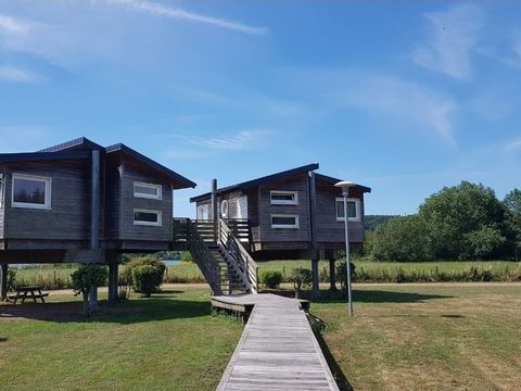 Hébergement 4 personnes - Cottage sur pilotis Privilège 35m² -1 chambre + 1 alcôve - lave vaisselle - terrasse face aux étangs