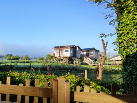 MOBILHOME 4 personnes - Privilège 34m² LV (2 chambres) + terrasse couverte - Samedi/samedi