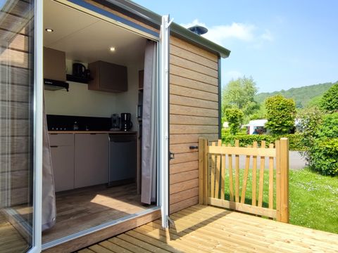 Mobilhome 4 personnes - Mobil-home Privilège 34m² LV (2 chambres) + terrasse couverte - Samedi/samedi
