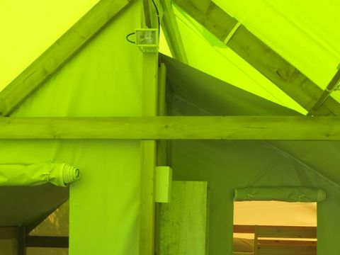Tente en toile et en bois 4 personnes - Ecolodge SAHARI 17m² 2 chambres - sans sanitaires