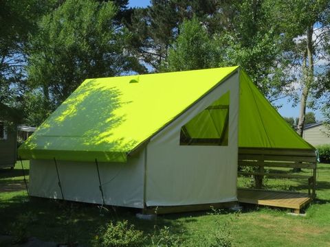 Tente en toile et en bois 4 personnes - Ecolodge SAHARI 17m² 2 chambres - sans sanitaires