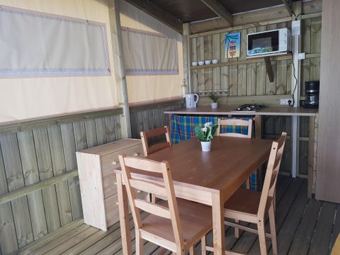 BUNGALOW TOILÉ 4 personnes - Lodge Le Carrélys 27m² 2 Chambres 2019 - sans sanitaires privatifs
