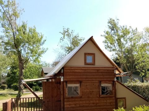 Tente en toile et en bois 4 personnes - LODGE Cocotier (sans sanitaires)