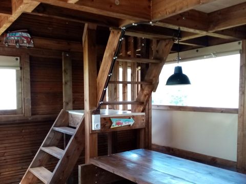 TENTE TOILE ET BOIS 4 personnes - LODGE Cocotier (sans sanitaires)