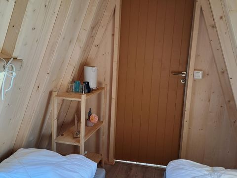 HÉBERGEMENT INSOLITE 2 personnes - Cabane tipi  12m², 2 chambres 2023 sans sanitaire privatif